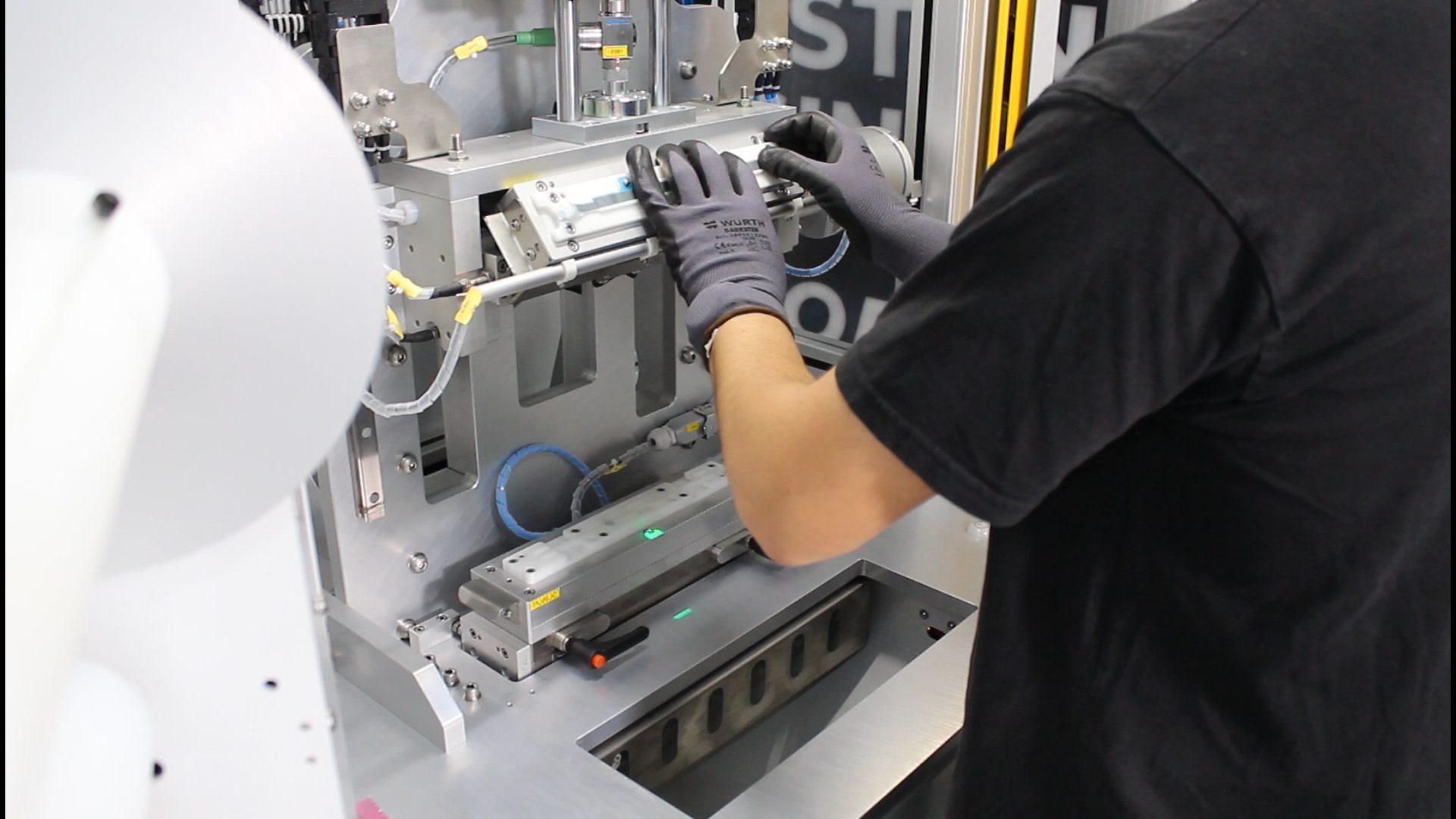 LED PCB preassembly stanica